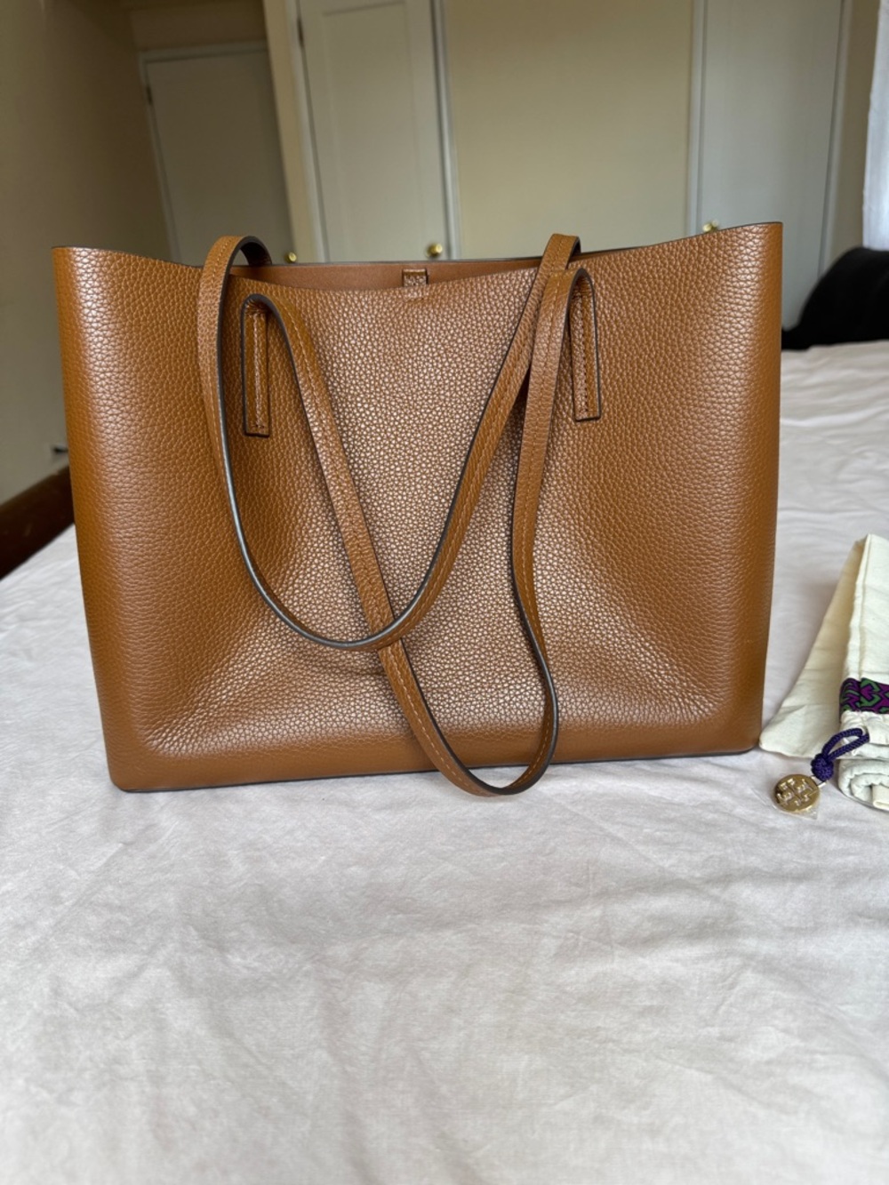 Tory Burch BLAKE Brown Pebbled Leather Medium Center Zip Tote Purse 170471 - Picture 3 of 11